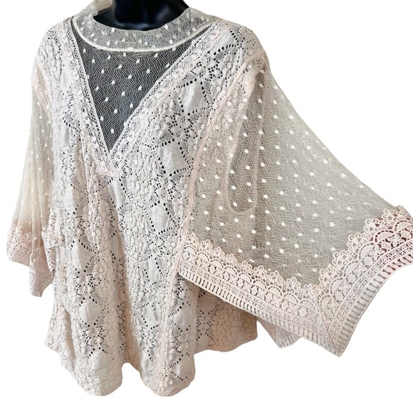 Free People Hard Candy Lace Kimono Top - Picture 3 of 13